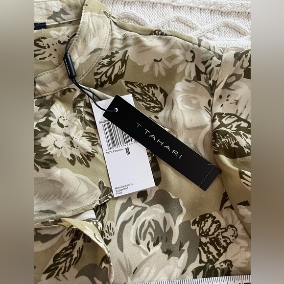 T Tahari Floral Ruffle Blouse - Olive and White Women’s Size Medium - Picture 13 of 16